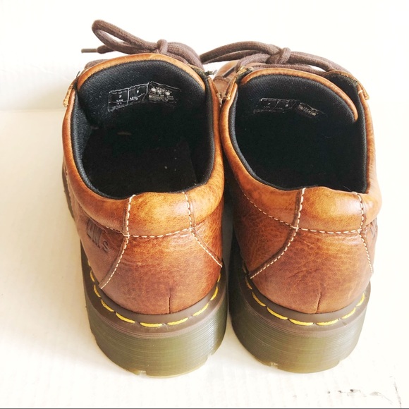 Dr Martens 9764 Tan Brown Grizzly Oxfords Sz 8 EUC - Picture 4 of 12